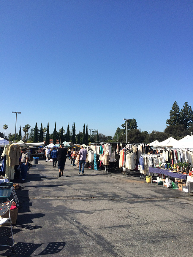 what-s-in-my-mama-bag-a-vintage-splendor