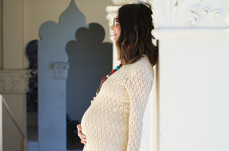 how to wear vintage dress when pregnant
