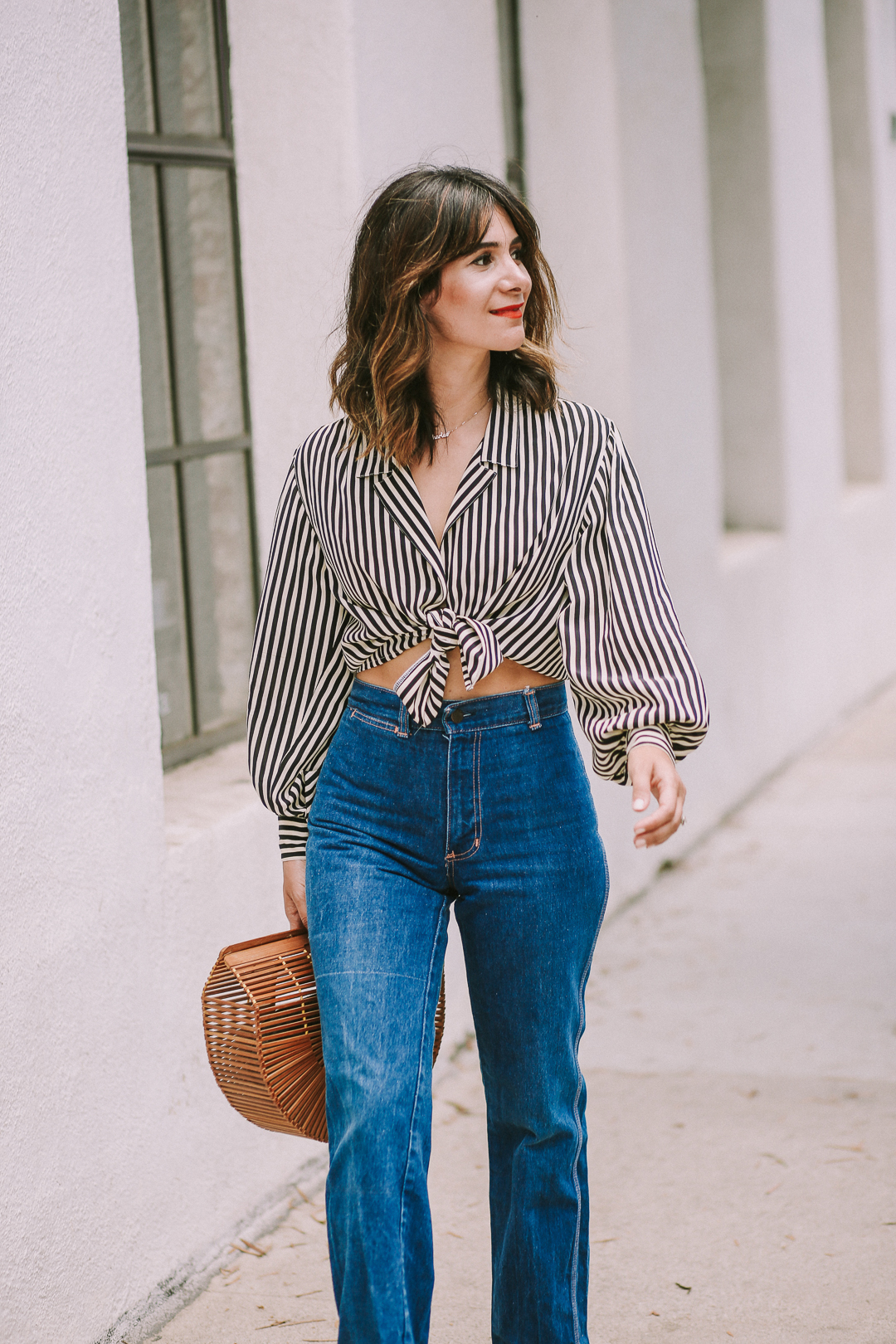 How to Style High Waist Jeans Outfit Ideas for Fall