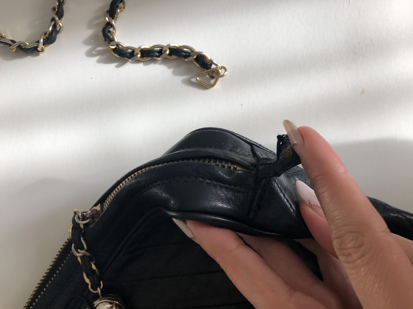 How to Vintage Chanel Bag - Vintage Splendor Shares Tips