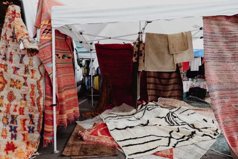 Ultimate Guide to Vintage Rug Sources on Etsy