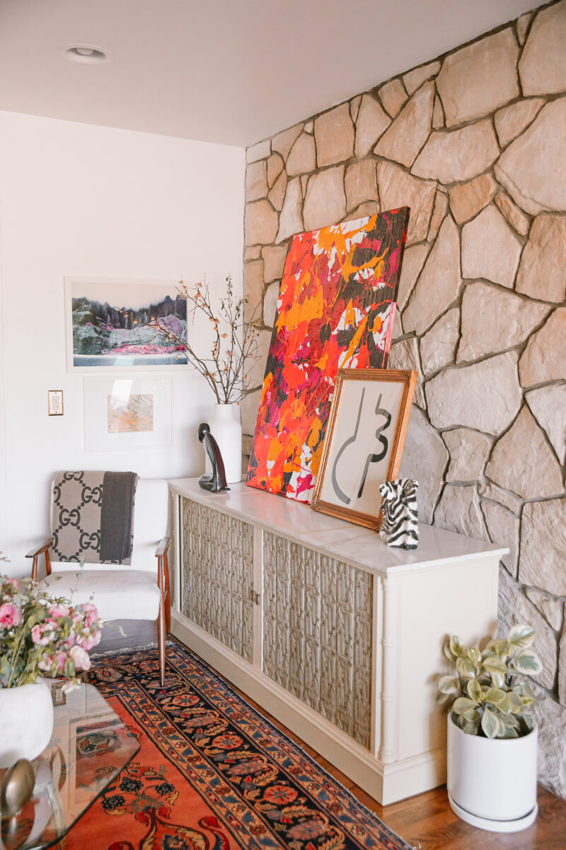 A Green Living Room Refresh - A Vintage Splendor